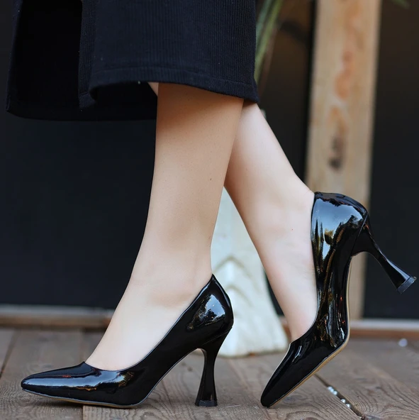 Ulba Siyah Rugan Stiletto Ayakkabı - 4