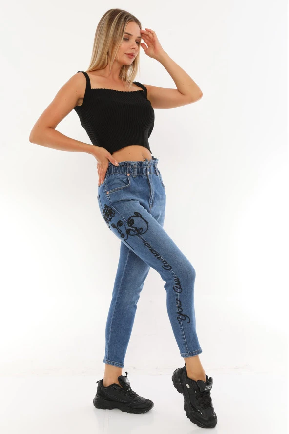 Kadın Mavi Yüksek Bel Likralı Beli Lastikli Yüz Nakış İşlemeli Rahat Kot Pantolon
