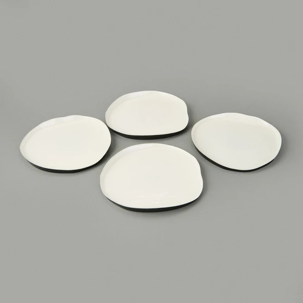 Kitchen Jota 4'lü Pasta Tabağı - Siyah / Beyaz - 21 cm