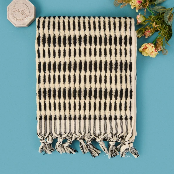 Soft Greta Yüz Havlusu - Ekru / Siyah - 50x90 cm