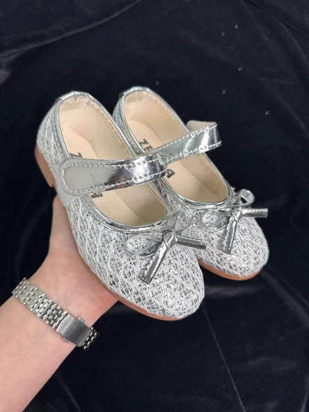 Günlük Kız Çocuk Babet Cırt Bantlı Pul Ve Fiyonk Detaylı Hafif Rahat Ayakkabı 413