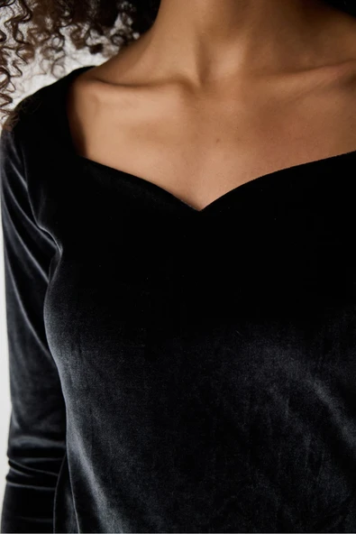 Penti Siyah Kalp Yaka Kadife Üst - 4