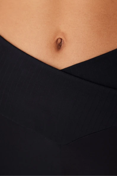 Penti Tül Detaylı Siyah Bodysuit - 5
