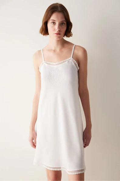 Penti Bridal Dantel Lacy Beyaz Gecelik