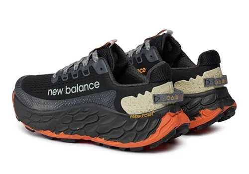 New Balance Fresh Foam X More Trail v3 Black Cayenne - 3