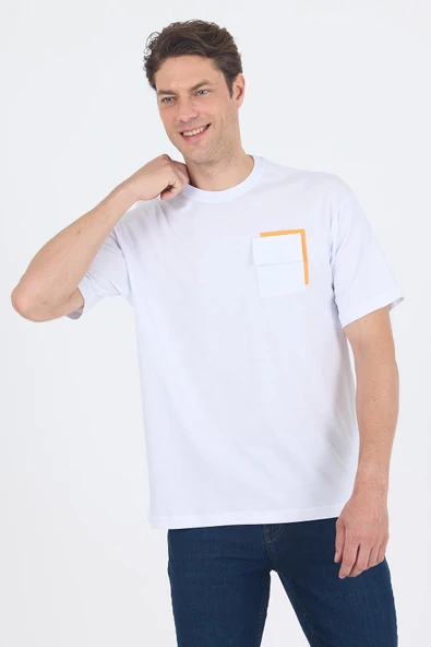 Beyaz Kısa Kol Bisiklet Yaka Kapaklı Cep Pamuk Casual Oversize Tişört 1011250131 - Resim 3