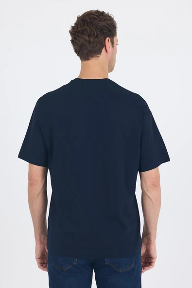 Koyu Lacivert Kısa Kol Bisiklet Yaka Kapaklı Cep Pamuk Casual Oversize Tişört 1011250131 - Resim 5