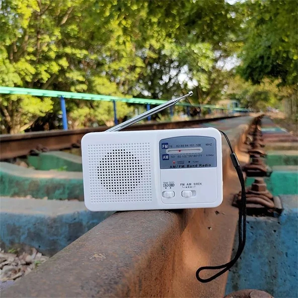 RD369 Model Çok Fonksiyonlu Taşınabilir Güneş Enerjili El Dinamosu LED Fener AM FM Radyo ve Telefon Şarj Cihazı - 7
