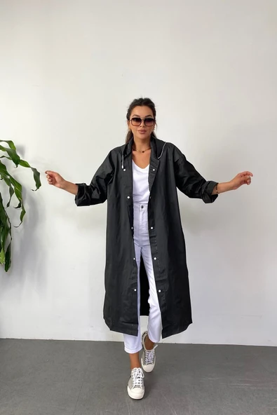 Butik Gardrop Kadın Siyah Çıt Çıt Detay Şeffaf Yağmurluk - 2