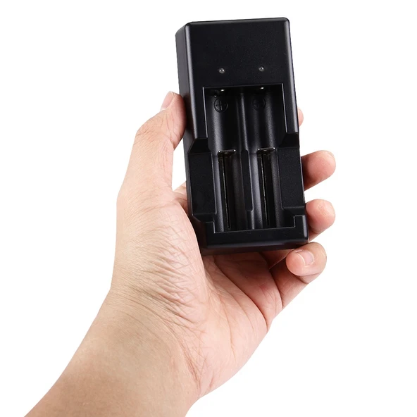 Evrensel USB 1.2V 3.7V Şarjlı Pil Şarj Cihazı - 5