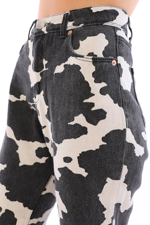 Kadın Yüksek Bel İnek Desenli Mom Jean Kot Pantolon - 4