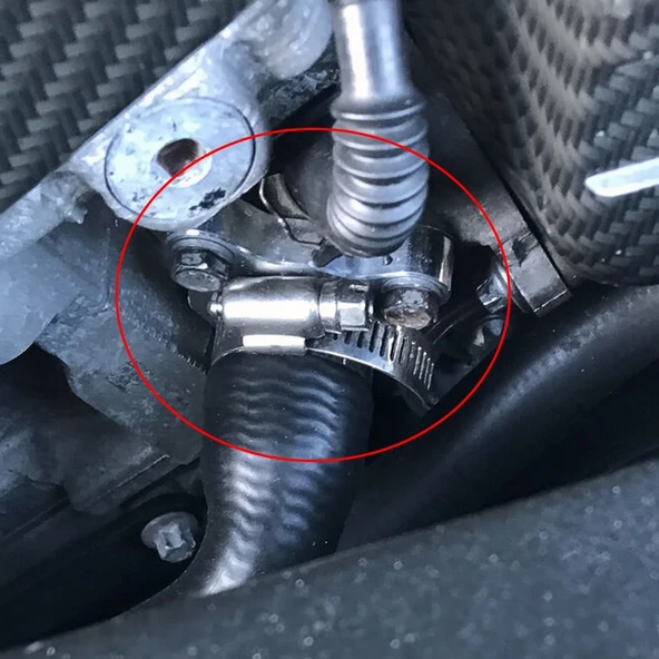 BMW 335i Araba Su Hortumu Bağlantı Adaptörü Kelepçeli Gri 28mm - 8