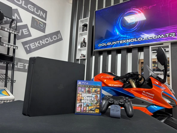 PlayStation 4 Slim 500GB Tek Kol + Grand Theft Auto 5 (GTA 5) Oyun CD’si (İKİNCİ EL)