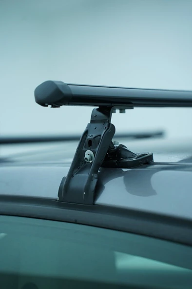 Nissan Leaf (ZE1) 2018 ve Sonrası Turtle Mexfit Oluklu ara atkı tavan barı SİYAH - 2