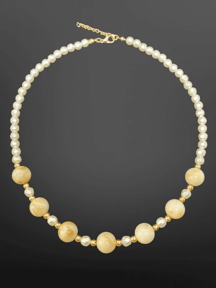 Altın Renk Detaylı Krem Ton Şık Yuvarlak Boncuklu İnci Model El Yapımı Zarif Kadın Bijuteri Kolye ürün görseli 1