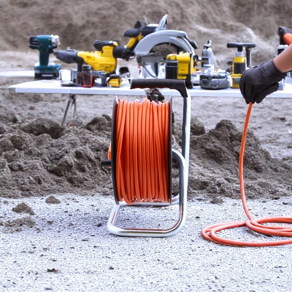 Plastik Seyyar Makaralı CCA Uzatma Kablosu 3x2.5 mm 30 Metre 4 Prizli Monofaze Termal Sigortalı - Resim 5