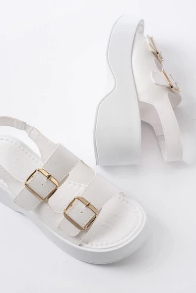24414-572 Beyaz Tokalı  Günlük Dolgu Topuk Kadın Sandalet - Resim 4