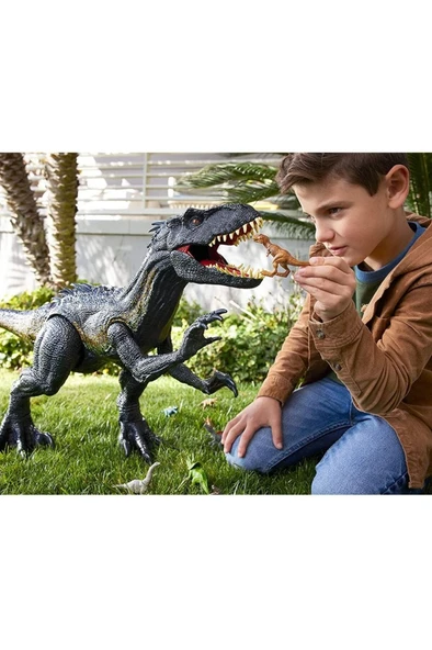 JURASSIC WORLD Devasa Indoraptor Figürü HKY14 - 3