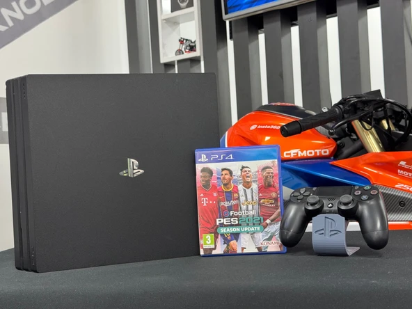 PlayStation 4 Pro 1TB Tek Kol + Pes 2021 Oyun CD’si (İKİNCİ EL) - 2