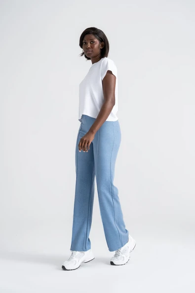 Kadın Boru Paça Tayt Nervürlü Denim Görünümlü Mavi Slim Fit, Günlük Konfor ve Şıklık - 3