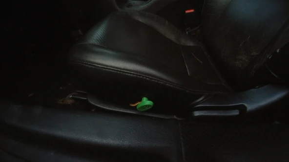 print studıo Toyota Koltuk Yükseklik Ayar Düğmesi - 2