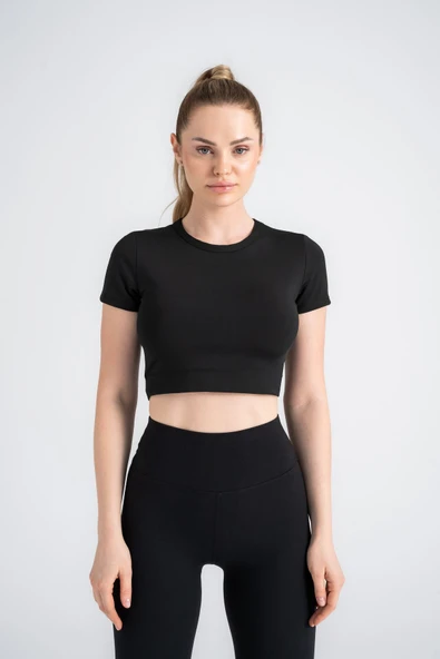 Kadın Siyah Crop T-Shirt Kısa Kollu, Bisiklet Yaka, Tüylenmez Kumaş Slim Fit