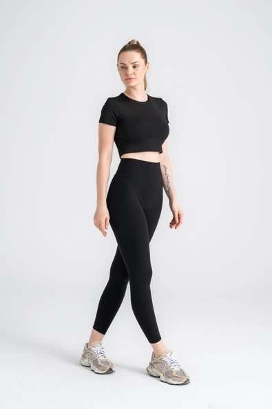 Kadın Siyah Crop T-Shirt Kısa Kollu, Bisiklet Yaka, Tüylenmez Kumaş Slim Fit - 3