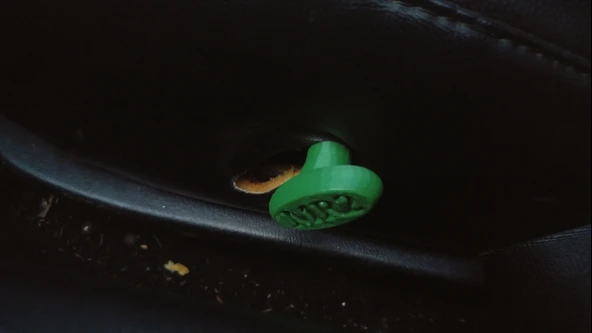 print studıo Toyota Koltuk Yükseklik Ayar Düğmesi