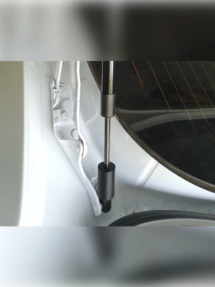 print studıo  Tesla Model 3 Bagaj yay kapağı ürün görseli