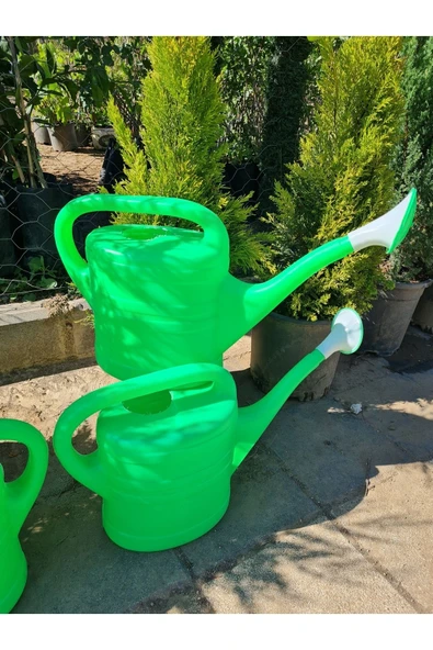 ÇERMİK FİDANCILIK Plastik Bahçe Ve Çiçek Sulama Bidonu 10 Lt - 3