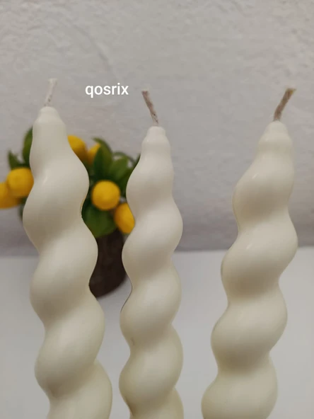 qosrix 3'lü Açık Krem Italyan Burgulu Şamdan Soya Mumu Doğal Kokulu Uzun Çubuk Konik Burgu Spiral Mum Dekoratif
