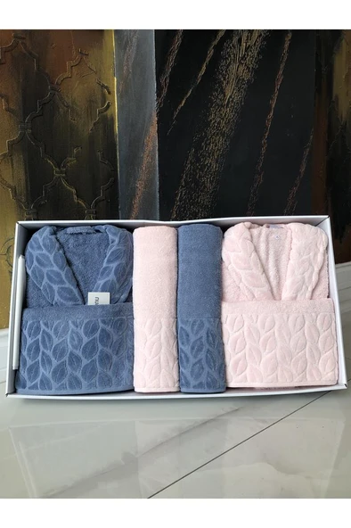Hazal 8 Parça Aile Bornoz Takımı Pembe Mavi