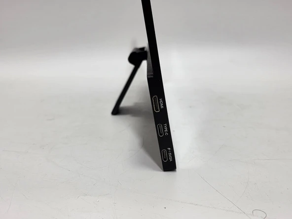Taşınabilir Araç İçi Dokunmatik Monitör 13,3'' - 10
