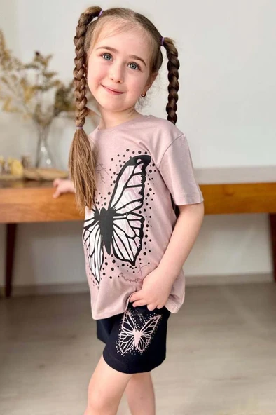Kız Çocuk Kara Kalem Kelebek Baskılı Penye Pudra T-Shirt Şortlu Takım ürün görseli