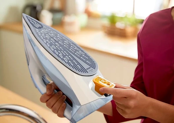 Philips 7000 Serisi HV Buharlı Ütü Açık Mavi Gri DST7011/20 - 3