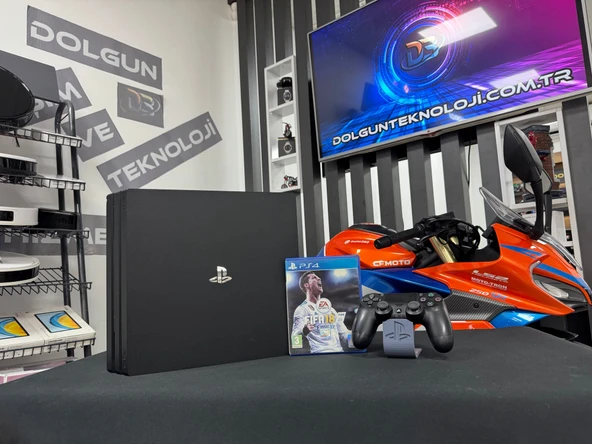 PlayStation 4 Pro 1TB Tek Kol + Fifa 18 Oyun CD’si (İKİNCİ EL)