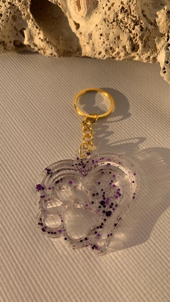Çift Kalpli Pati Şekilli Mor Glitter Süslemeli Gold Aksesuarlı Epoksi Anahtarlık El Yapımı Hediyelik
