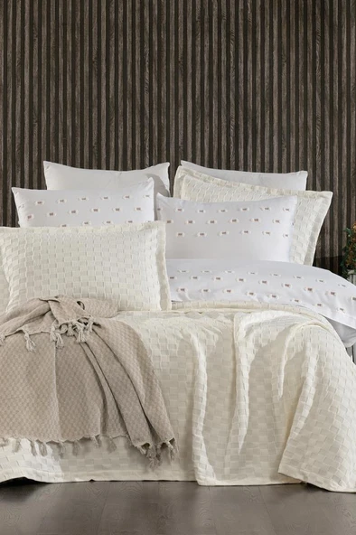 Çeyiz Diyarı Fiona 10 Parça Pikeli Çeyiz Seti Krem ürün görseli