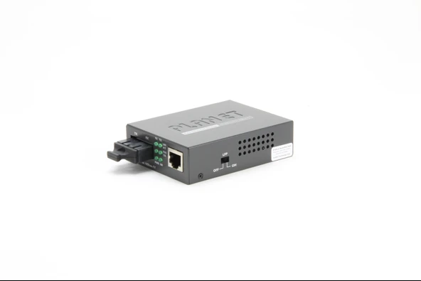 Bridge Media Converter<br>
10/100Base-TX - 100Base-FX (SC, MM)<br>
2km
