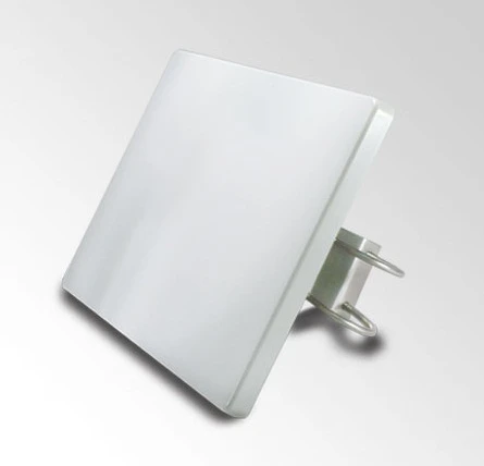 5GHz 18dBi Düz Panel Anten<br>
5GHz 18dBi Flat Panel Antenna