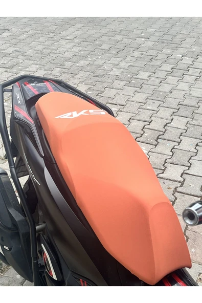 SPONTİNİ FRECCİA NEWLİGHT UYUMLU RKS LOGOLU TURUNCU(KİREMİT) KOLTUK KILIFI(BEYAZ LOGO)