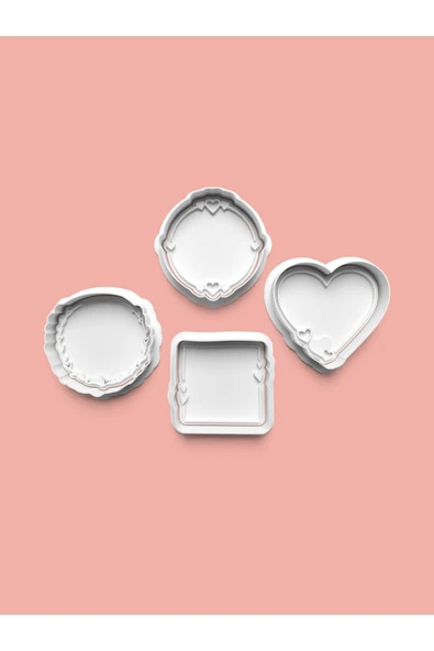 Kalp Desenli Çerçeveler Kurabiye Kalıbı Ve Şeker Hamuru Kalıbı 4'lü set ürün görseli