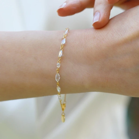 Kristal Sıra Taşlı Gümüş Bileklik - Resim 2