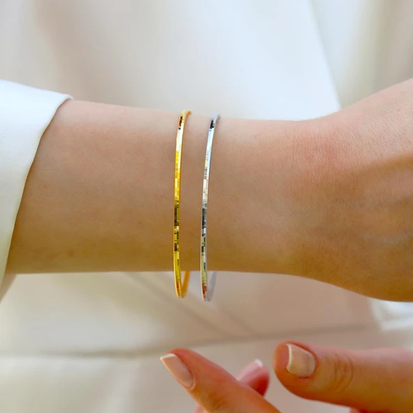 Ajda Modeli 2mm 6,2cm Gümüş Bilezik - Resim 8