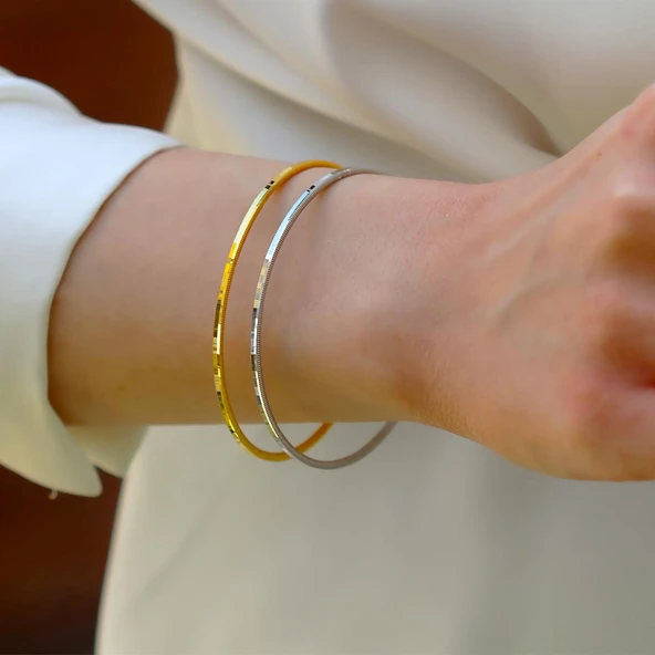 Ajda Modeli 2mm 6,4cm Gümüş Bilezik ürün görseli 1