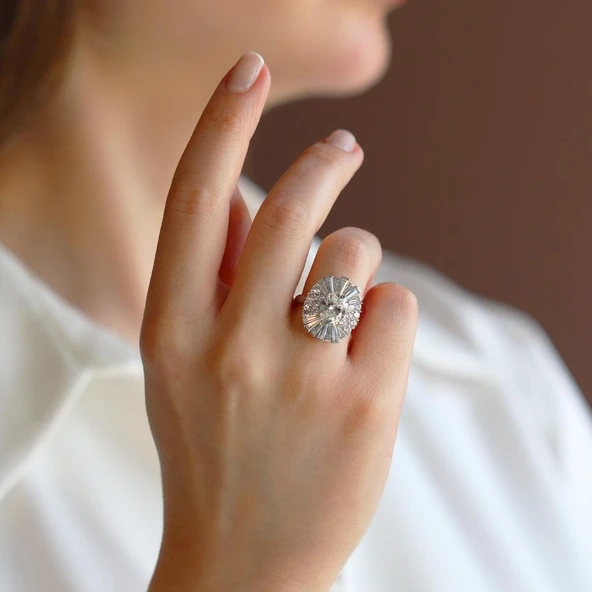 Sky Diamond Baget Oval Kesimli Gümüş Yüzük ürün görseli 1