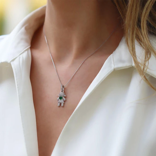 Kalpli Yeşil Zirkon Taşlı Silüet Gümüş Kolye ürün görseli 1