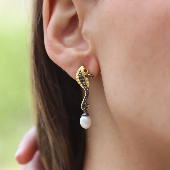 Deniz Atı İncili Gümüş Trend Küpe - Resim 7