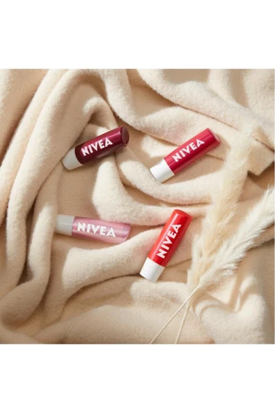 NIVEA Kiraz Dudak Bakım Kremi Ve Parlatıcısı 4.8gr, Nemlendirici, Hafif Kırmızı Işıltı, Kiraz Kokusu - 5