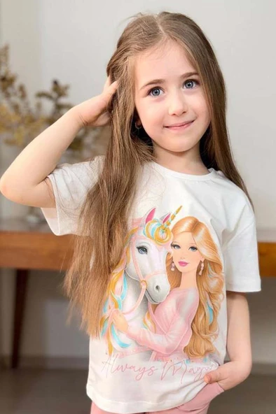 Kız Çocuk Üzeri Digital Bebek ve At Baskılı Penye T-Shirt Pudra Şortlu Takım - Resim 10